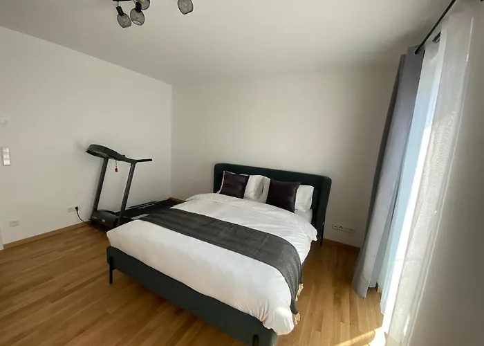 Apartamento - 2 Bed Designer Flat