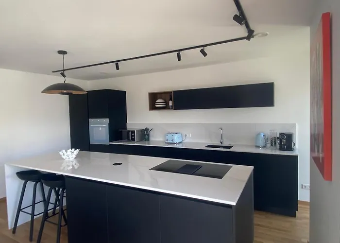 Apartamento - 2 Bed Designer Flat